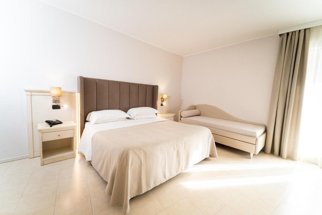 Hotel Falli Porto Cesareo Dış mekan fotoğraf