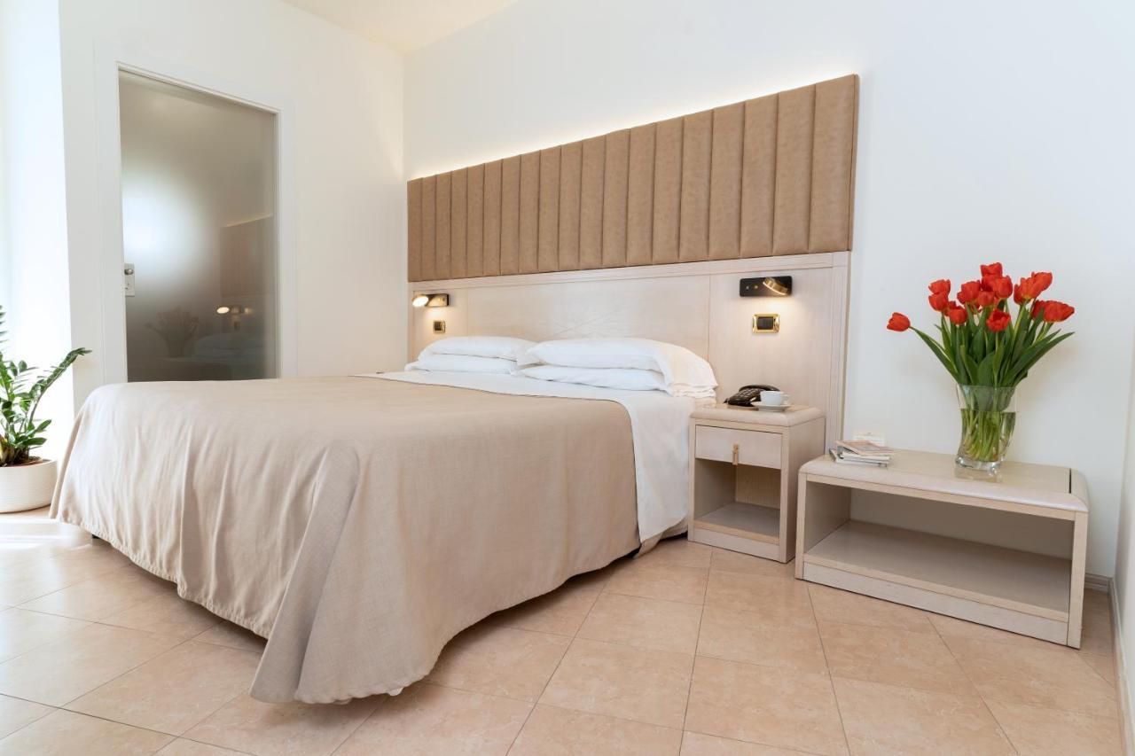 Hotel Falli Porto Cesareo Dış mekan fotoğraf